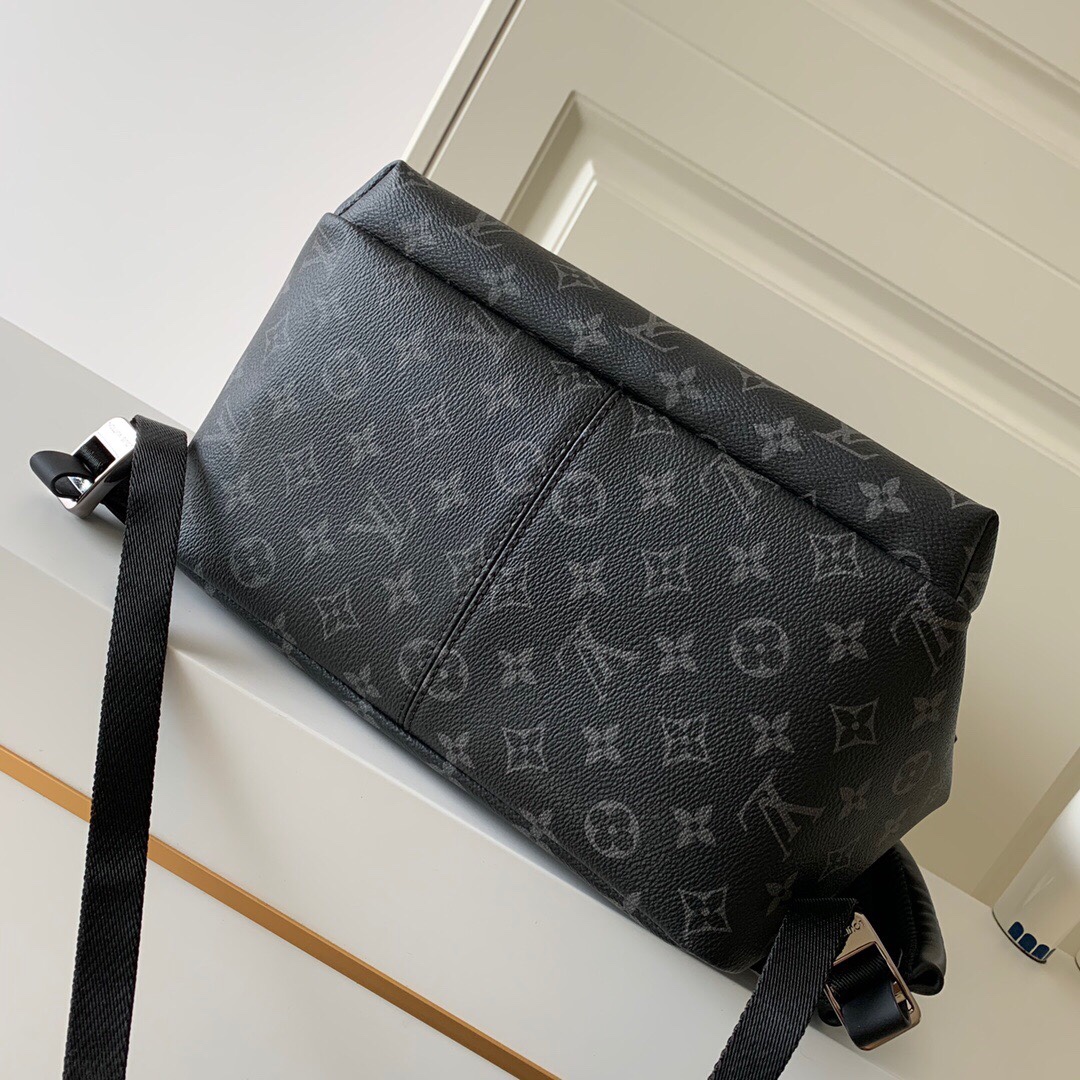 High Quality Luxury Louis Vuitton – Discovery Backpack PM M43186 Black product detail
