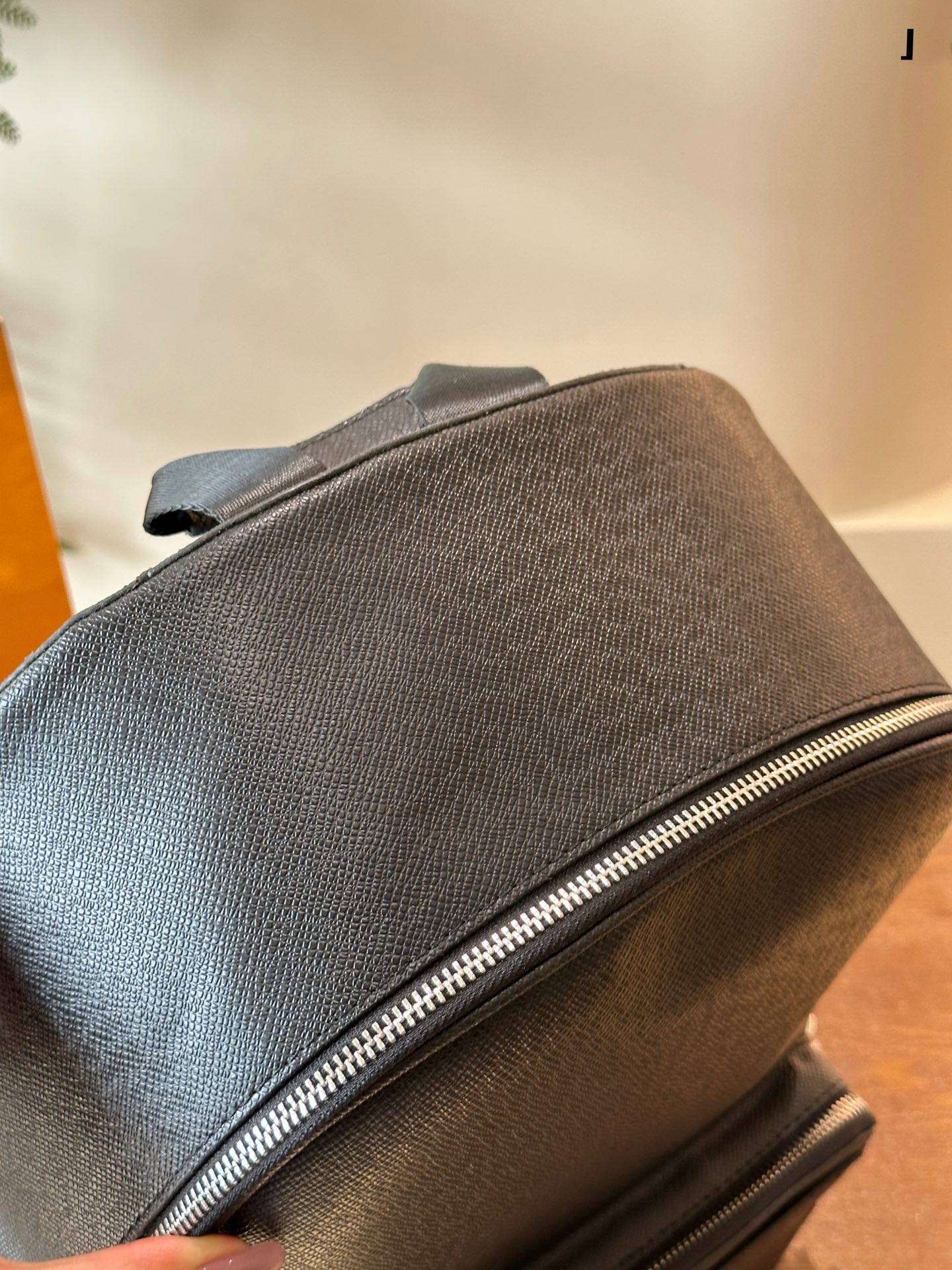 High Quality Luxury Louis Vuitton -Alex Backpack M30258 product detail