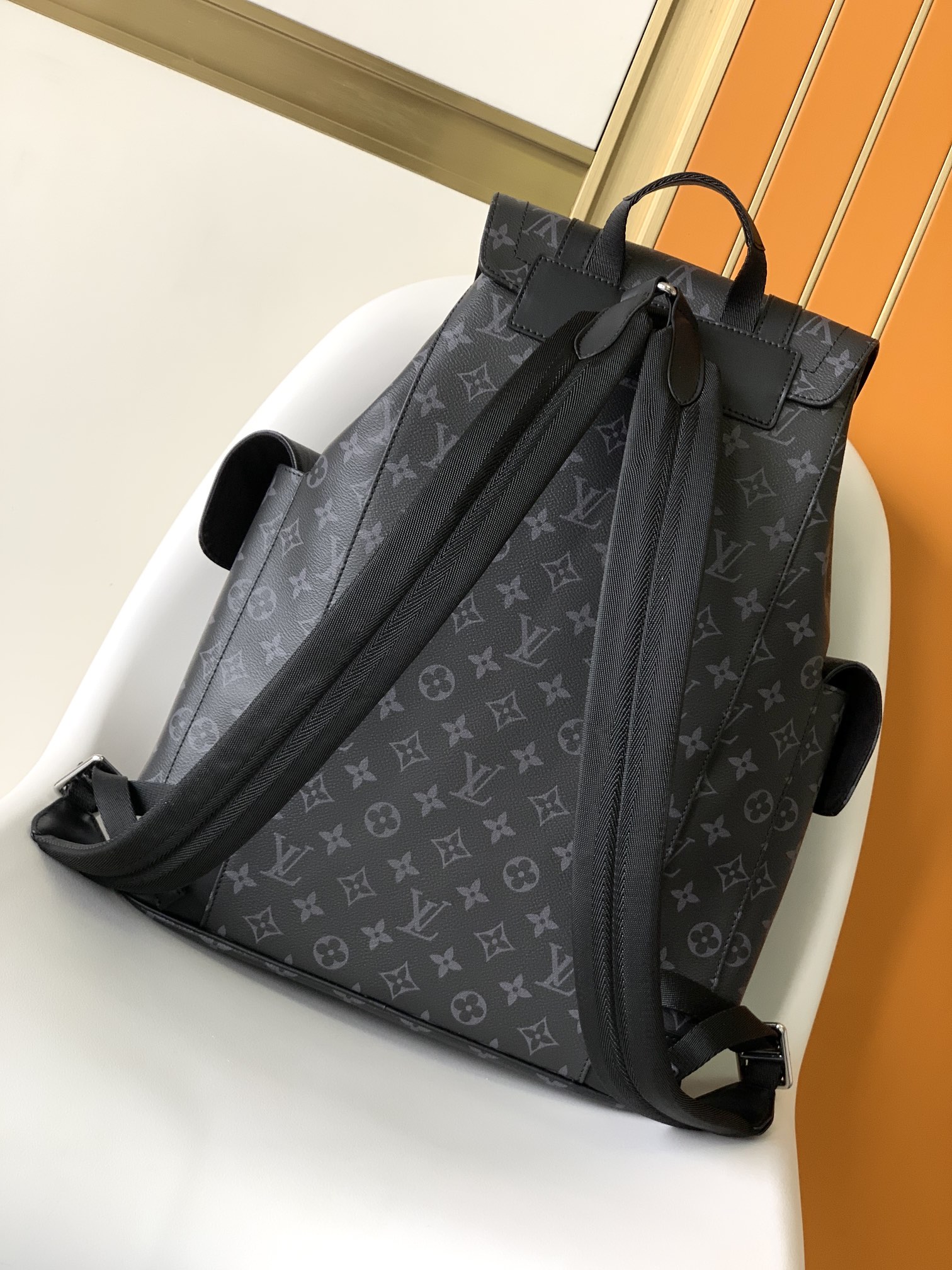 High Quality Luxury Louis Vuitton -Christopher PM M43735 Mono Black product detail