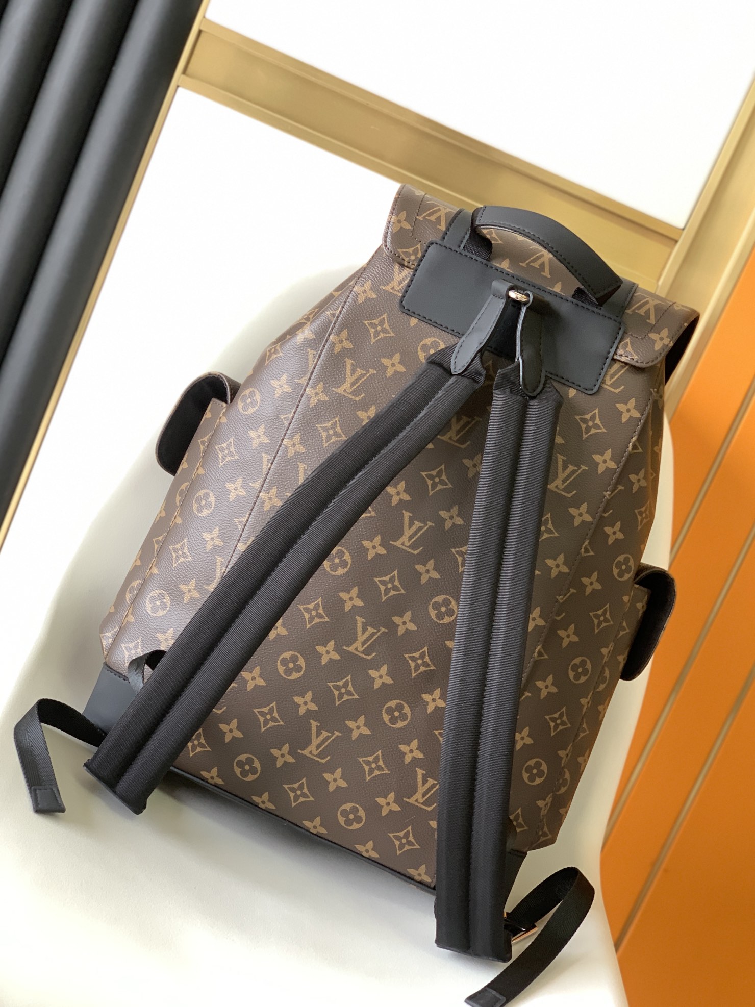 High Quality Luxury Louis Vuitton -Christopher PM M43735 Mono Brown product detail