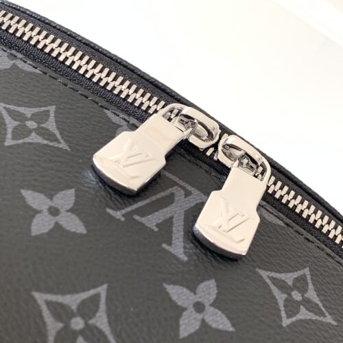 Louis Vuitton Discovery Backpack M30230 product photo 6
