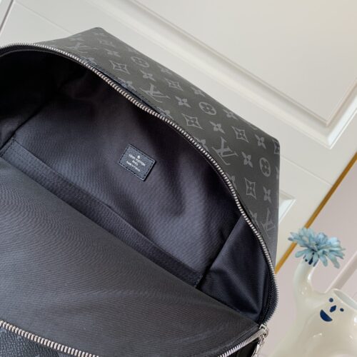 Louis Vuitton Discovery Backpack M30230 product photo 8