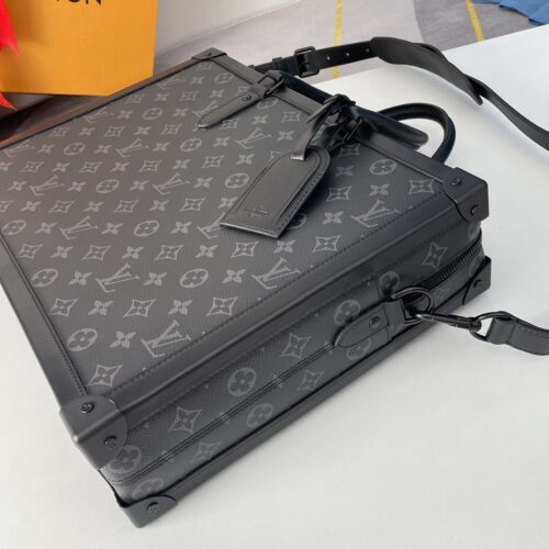 Louis Vuitton Soft Trunk Briefcase M44952 product photo 4