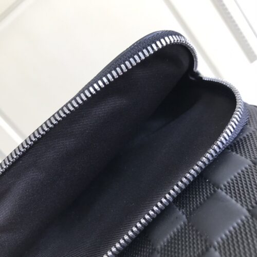 Louis Vuitton Avenue Sling Bag Black N41720 product photo 8