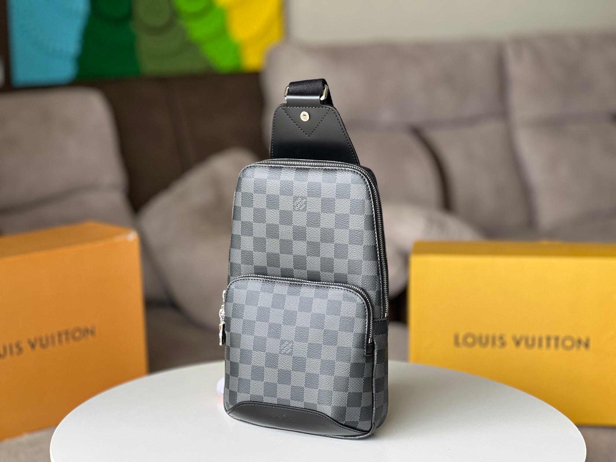 High Quality Luxury Louis Vuitton Avenue Sling Bag Monogram Damier product detail