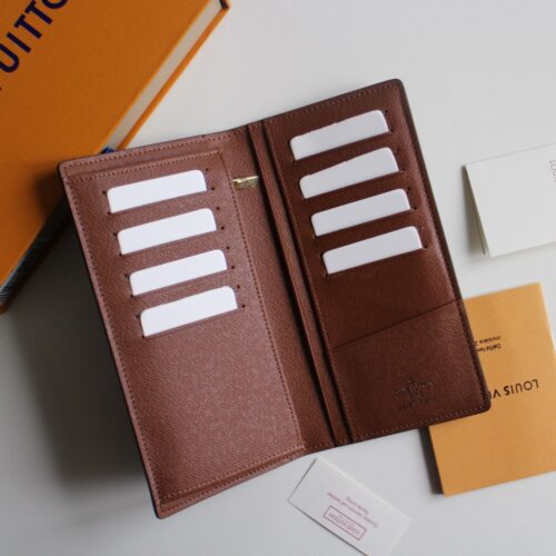 Louis Vuitton Brazza Wallet M66540 product photo 4