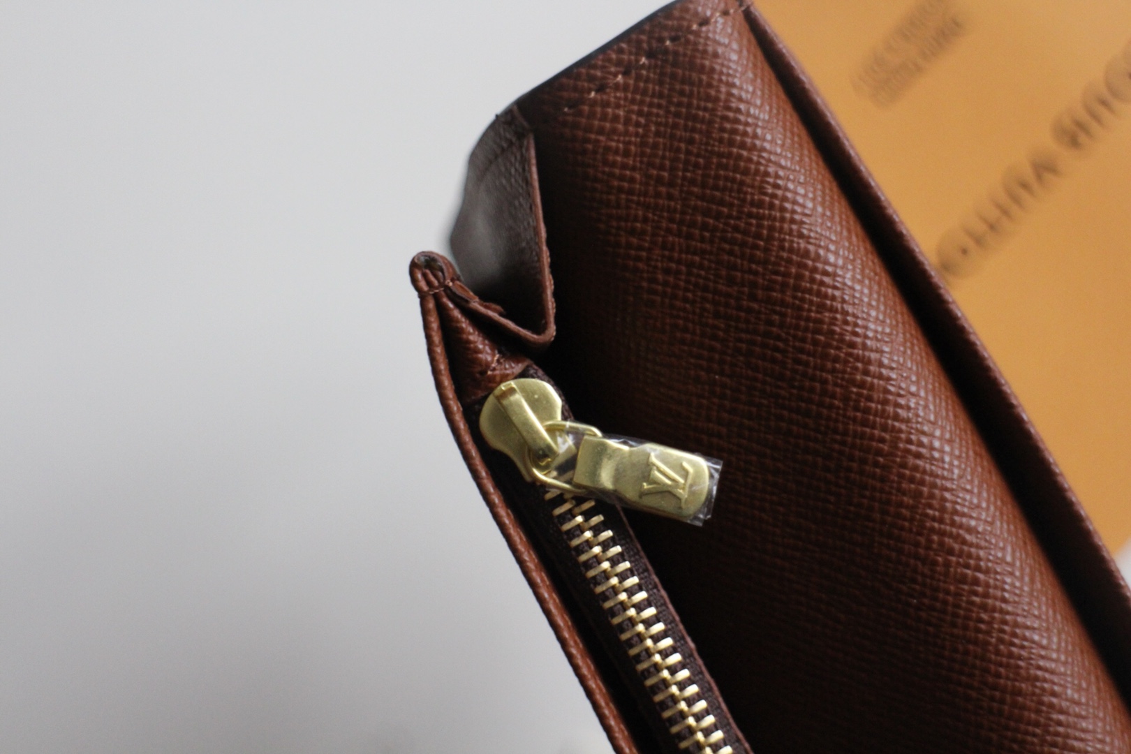 High Quality Luxury Louis Vuitton Brazza Wallet M66540 product detail