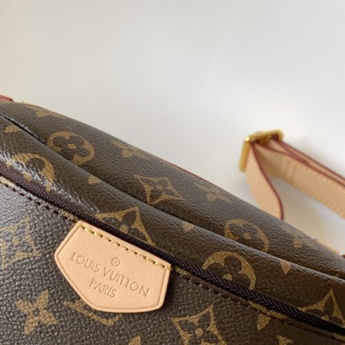 Louis Vuitton Bumbag M43644 product photo 4