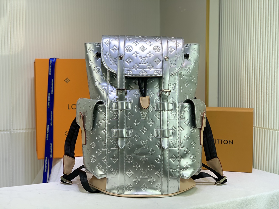 High Quality Luxury Louis Vuitton Christopher PM M58756