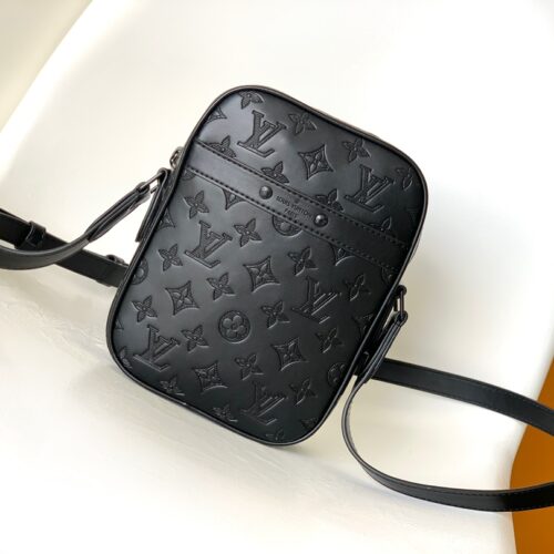 Louis Vuitton Danube Slim M44972 product photo 1