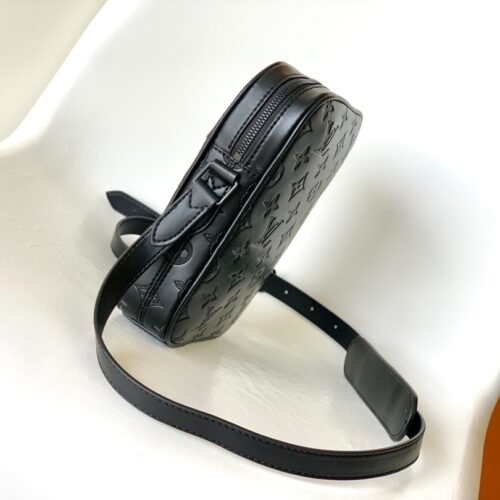 Louis Vuitton Danube Slim M44972 product photo 2