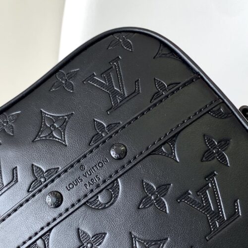 Louis Vuitton Danube Slim M44972 product photo 5