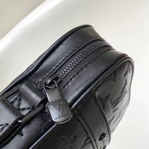 Louis Vuitton Danube Slim M44972 product photo 6