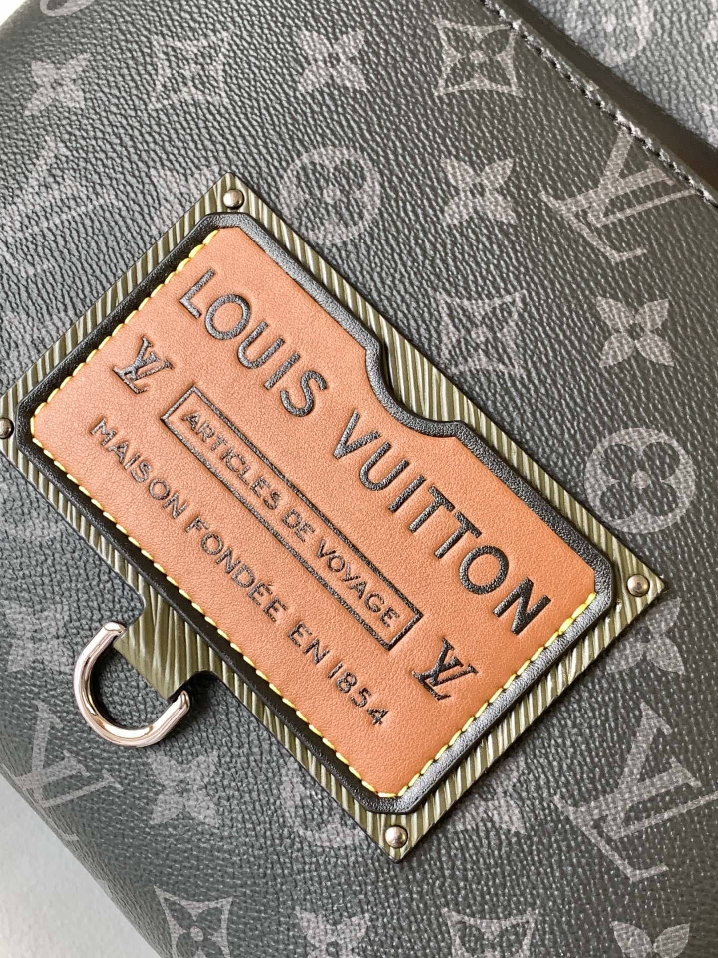 High Quality Luxury Louis Vuitton Discovery Backpack M45218 product detail