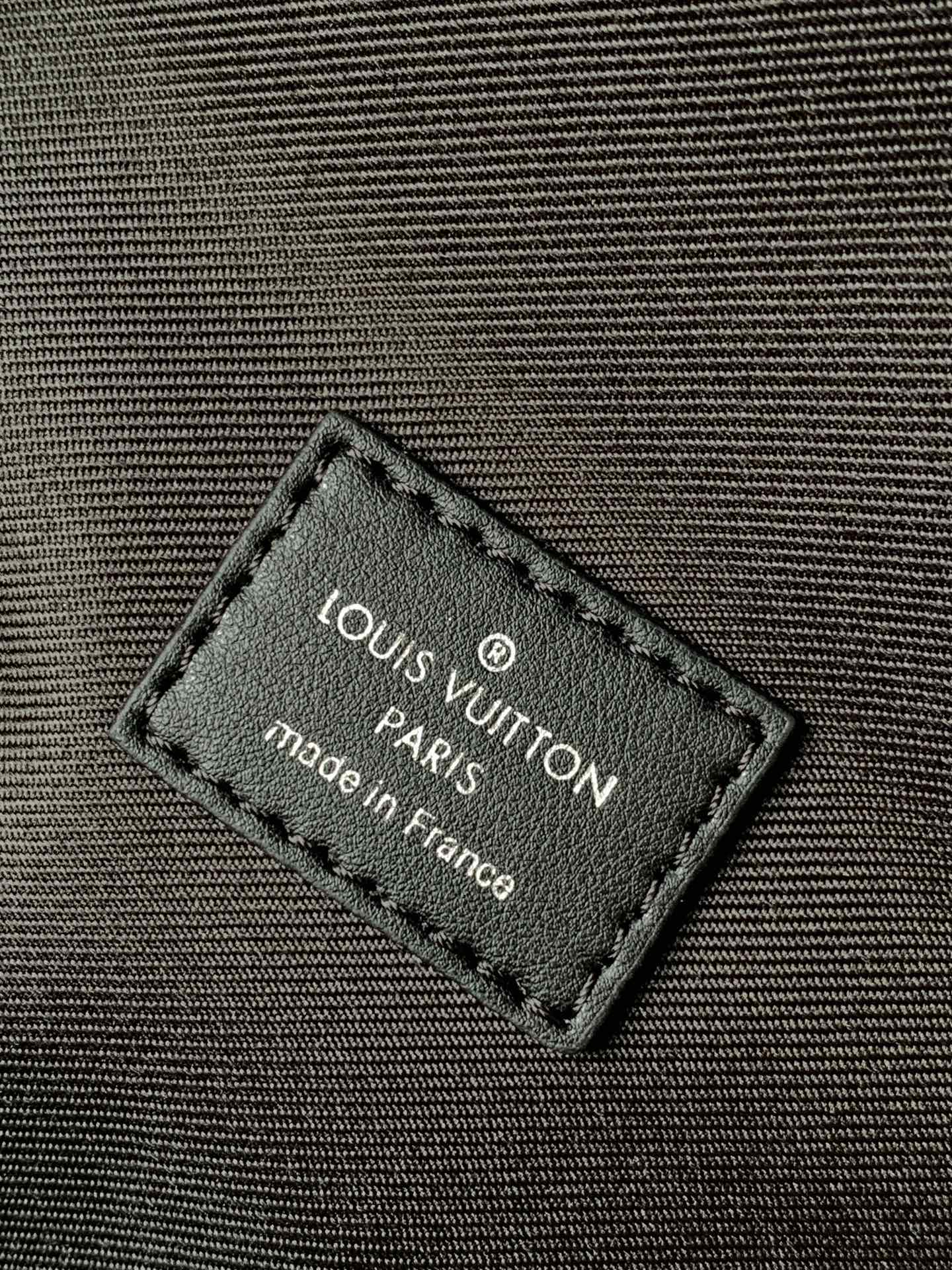 High Quality Luxury Louis Vuitton Discovery Backpack M45218 product detail