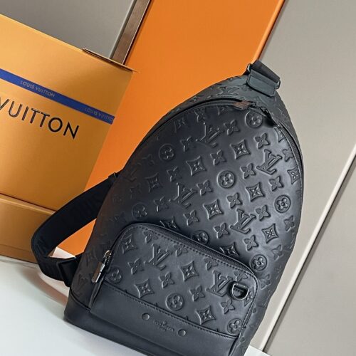 High Quality Luxury Louis Vuitton Monogram Shadow Racer Slingbag M46107