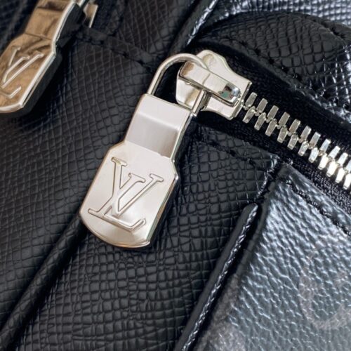 High Quality Luxury Louis Vuitton Outdoor Bumbag M30245 product detail