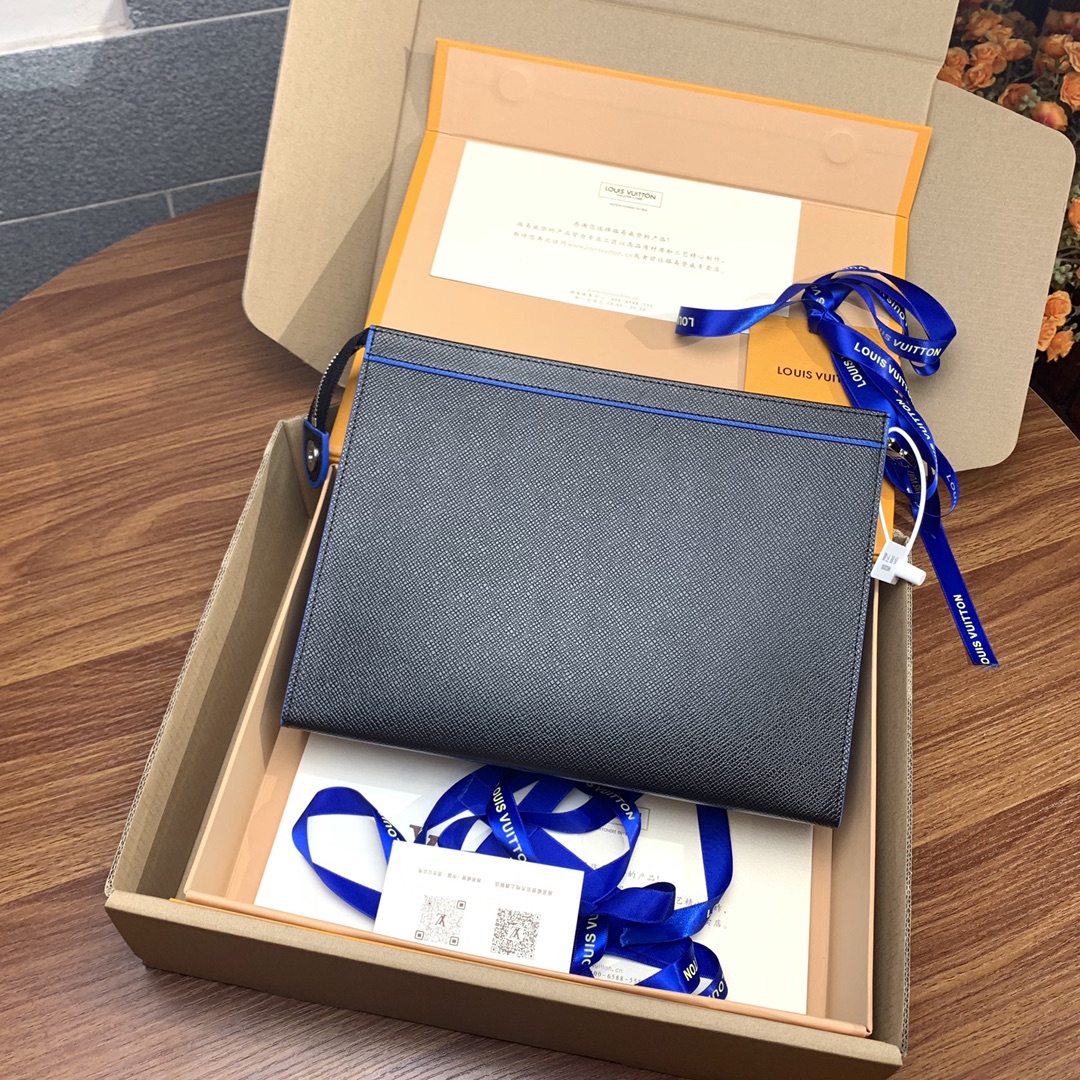 High Quality Luxury Louis Vuitton Pochette Voyage MM Taiga Leather M30573 Blv893 product detail