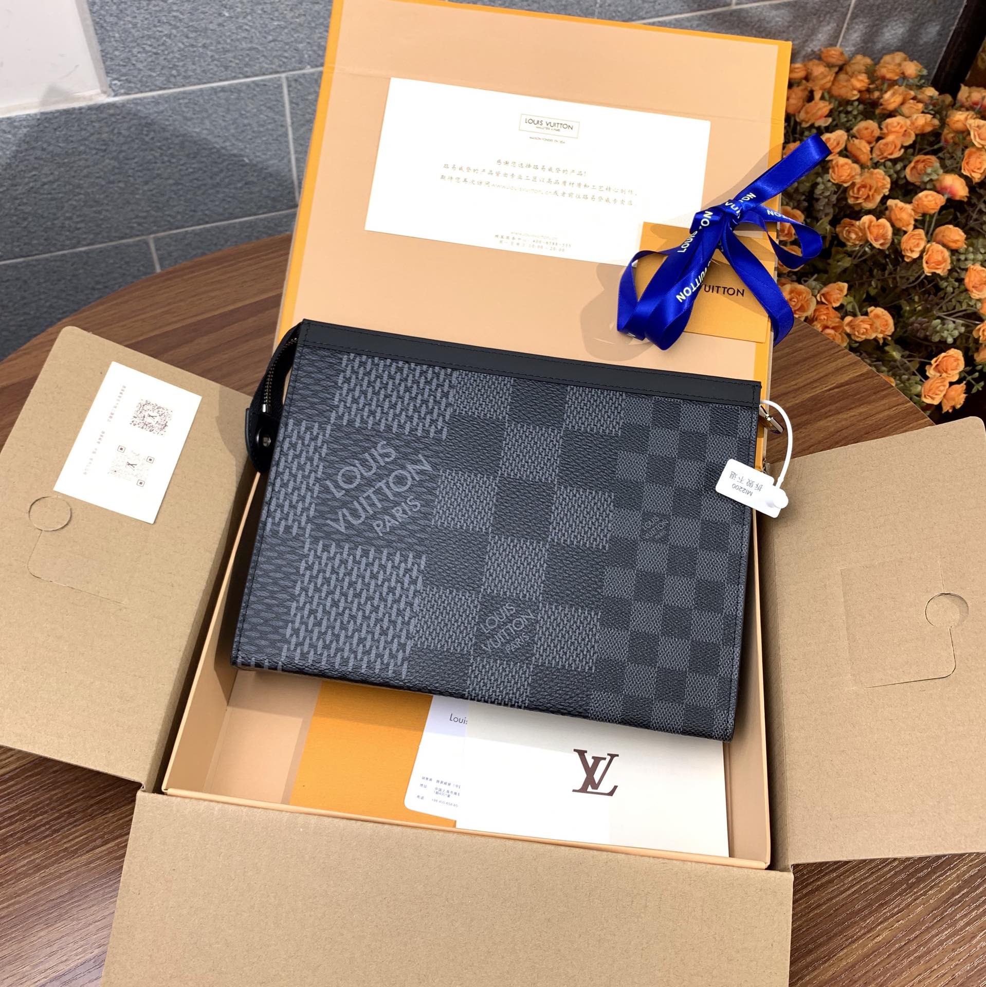 High Quality Luxury Louis Vuitton Pochette Voyage N60444 product detail