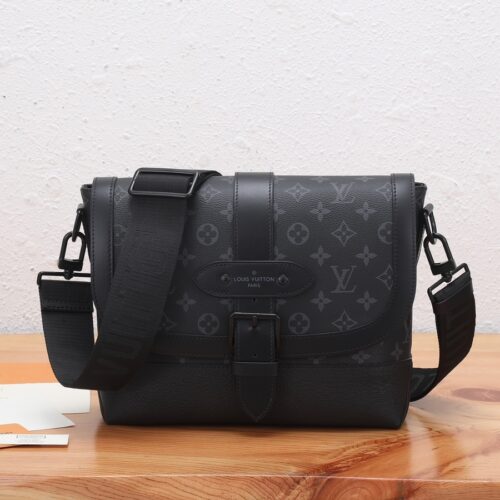 High Quality Luxury Louis Vuitton Saumur Messenger M45911