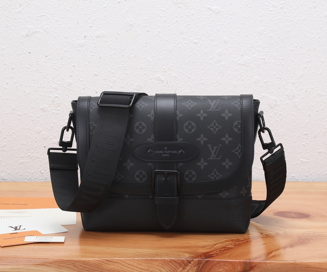 High Quality Luxury Louis Vuitton Saumur Messenger M45911