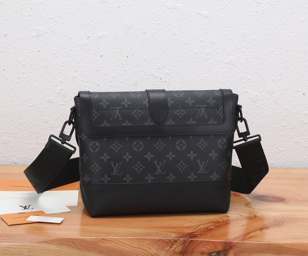High Quality Luxury Louis Vuitton Saumur Messenger M45911 product detail