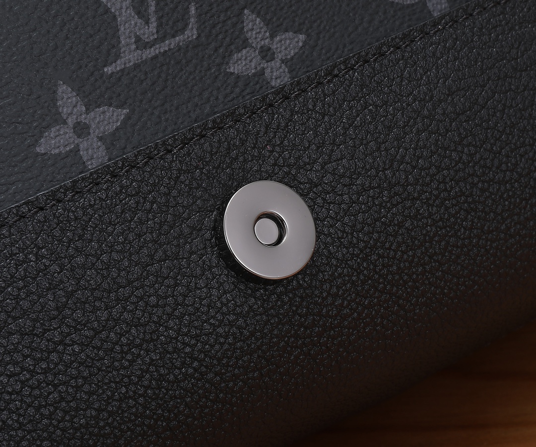 High Quality Luxury Louis Vuitton Saumur Messenger M45911 product detail