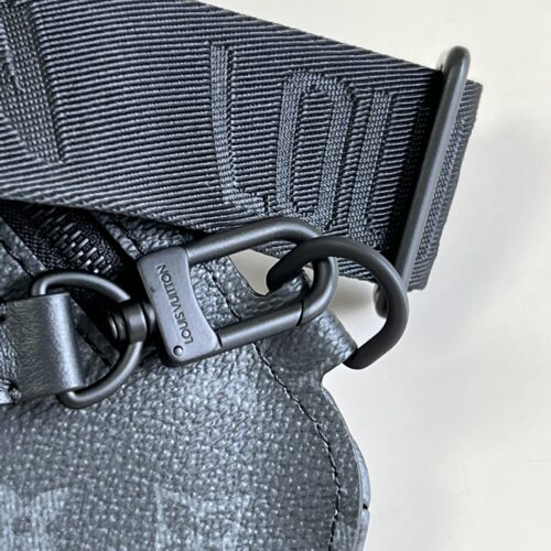 High Quality Luxury Louis Vuitton Saumur Slingbag M45912 product detail