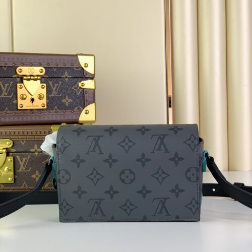 High Quality Luxury Louis Vuitton Steamer Wearable Wallet M11496 product detail