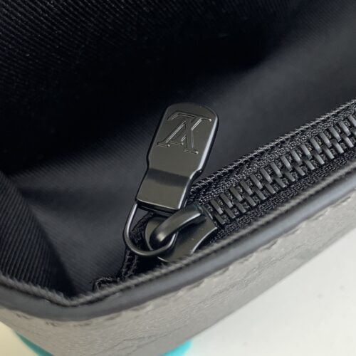 High Quality Luxury Louis Vuitton Steamer Wearable Wallet M11496 product detail