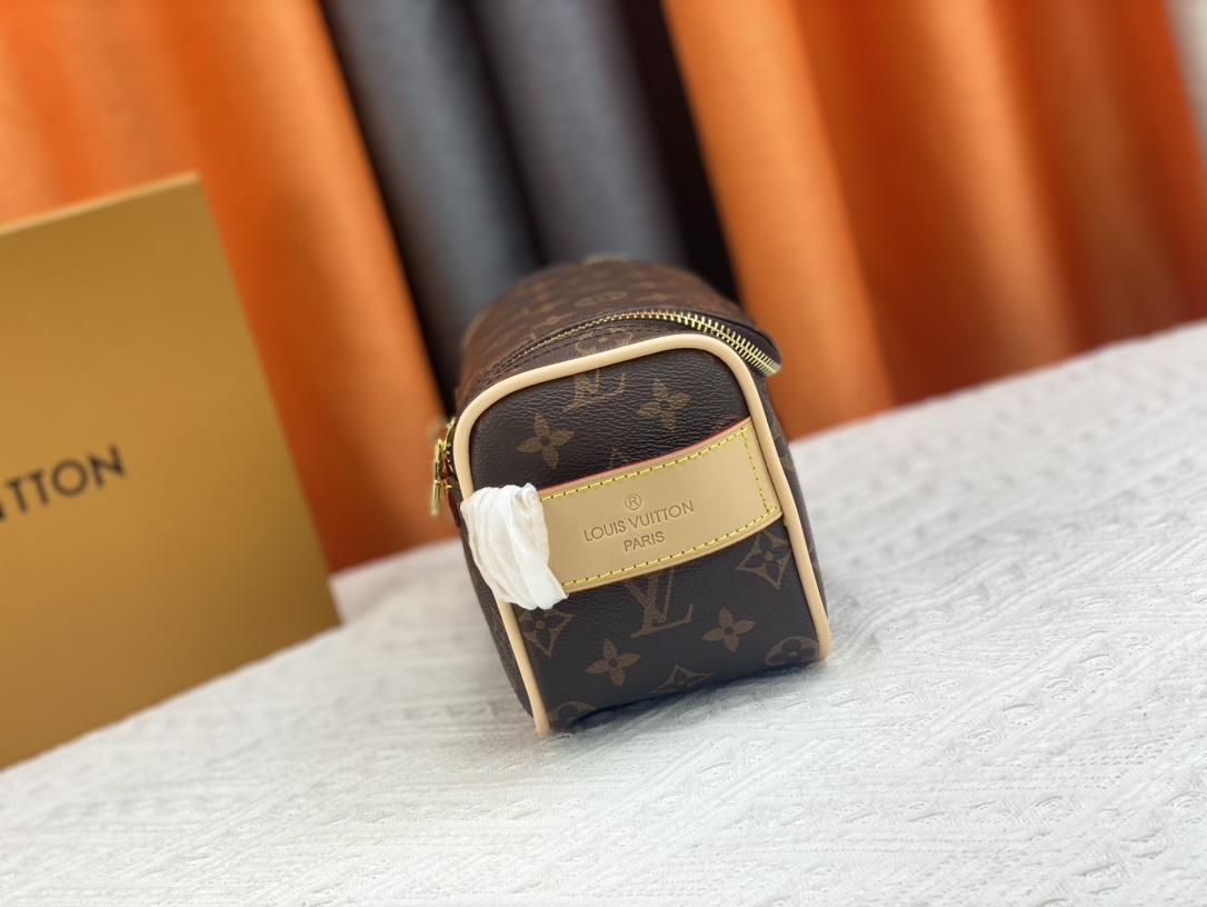 High Quality Luxury Louis Vuitton Toiletry Pouch N47625 product detail