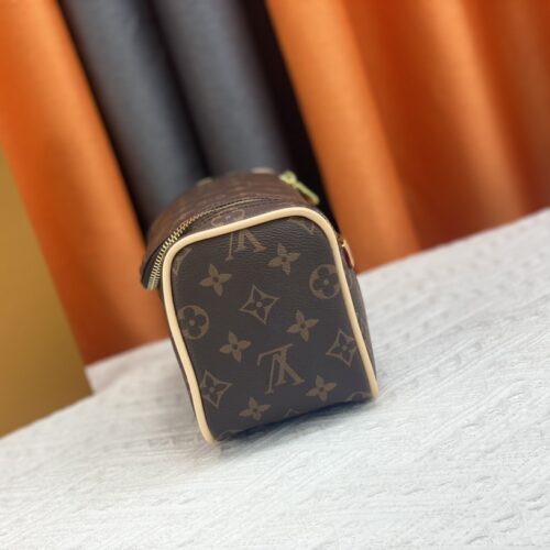 High Quality Luxury Louis Vuitton Toiletry Pouch N47625 product detail