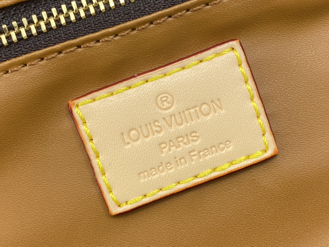 High Quality Luxury Louis Vuitton Toiletry Pouch N47625 product detail