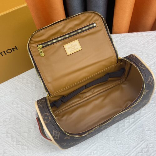 High Quality Luxury Louis Vuitton Toiletry Pouch N47625 product detail