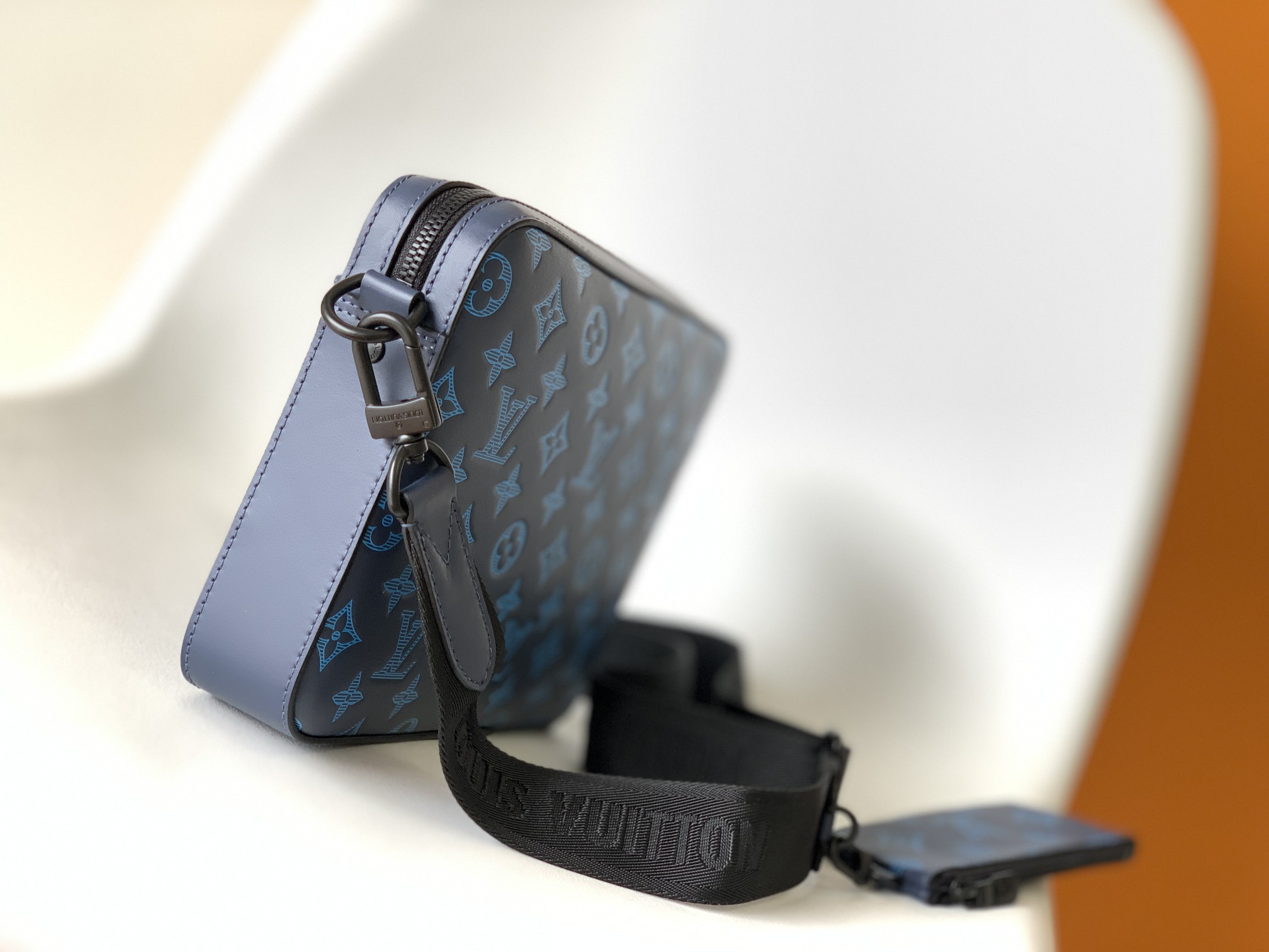 High Quality Luxury Louis Vuitton Trio Messenger Bag LV M45730 product detail
