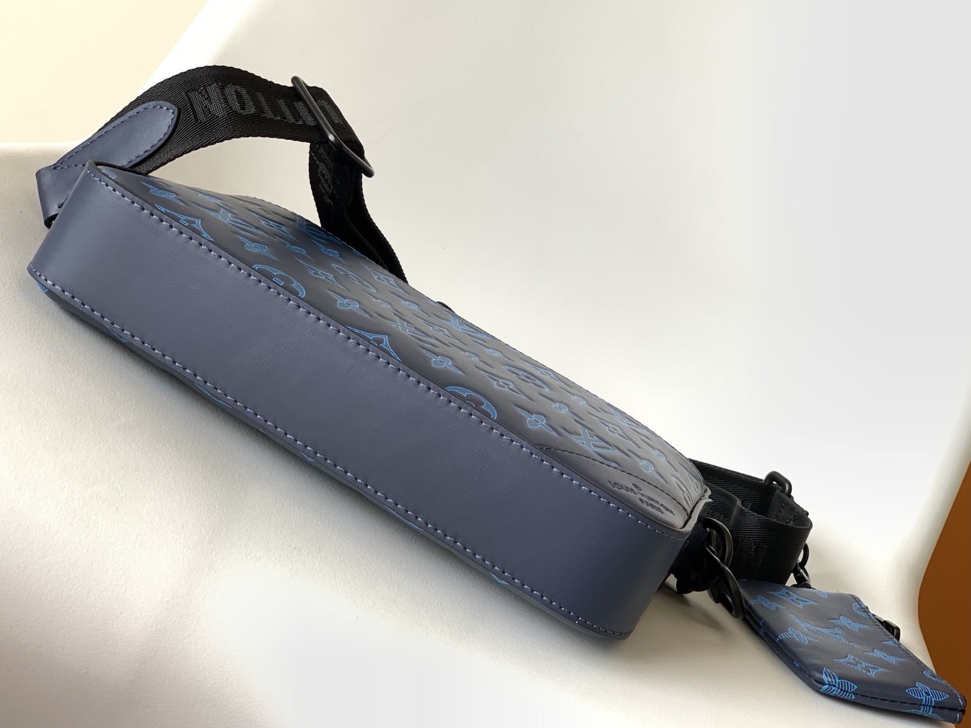 High Quality Luxury Louis Vuitton Trio Messenger Bag LV M45730 product detail