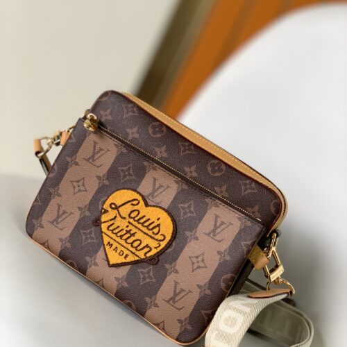 High Quality Luxury Louis Vuitton Trio Messenger Bag LV M45965