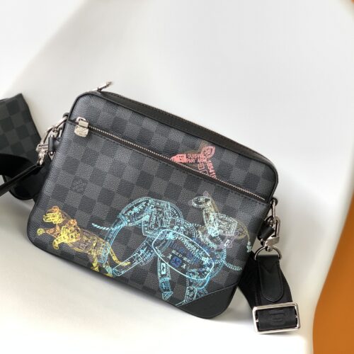 High Quality Luxury Louis Vuitton Trio Messenger Bag LV N58040