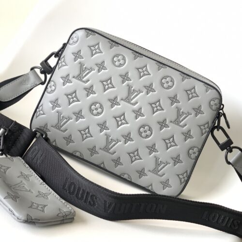 High Quality Luxury Louis Vuitton Trio Messenger Embossed M46104 product detail