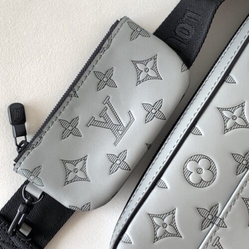 High Quality Luxury Louis Vuitton Trio Messenger Embossed M46104 product detail