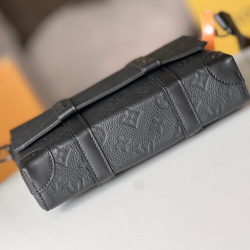 High Quality Luxury Louis Vuitton Trunk Messenger Black M57726/M45727 product detail