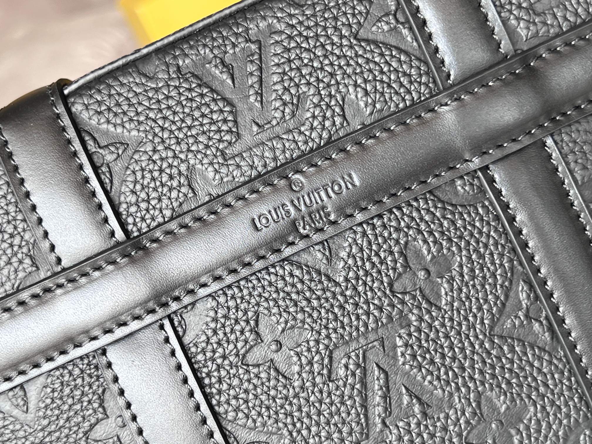 High Quality Luxury Louis Vuitton Trunk Messenger Black M57726/M45727 product detail