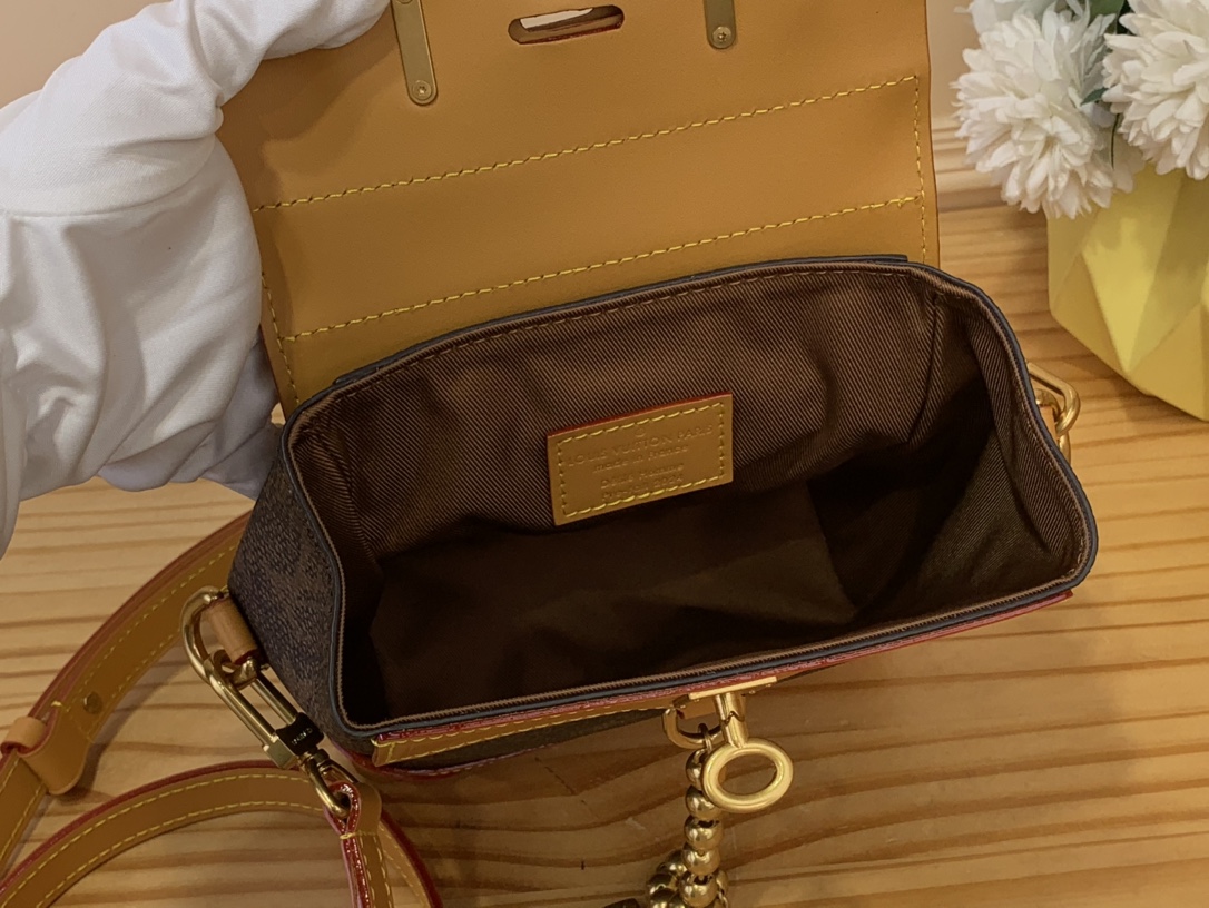 High Quality Luxury Louis Vuitton Steamer 15 M11630 product detail