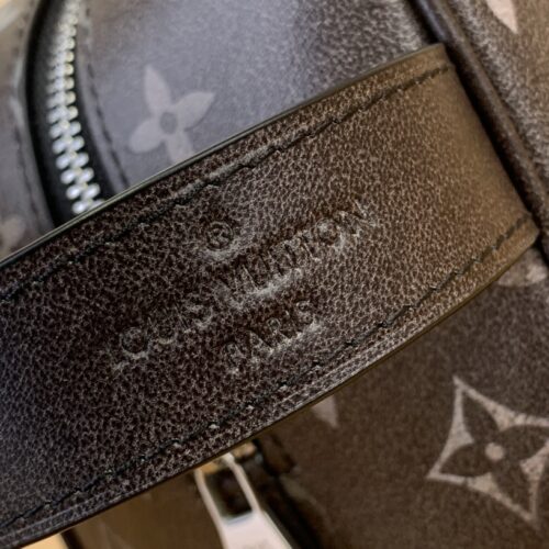 High Quality Luxury Louis Vuitton Locker Dopp Kit M11670 product detail