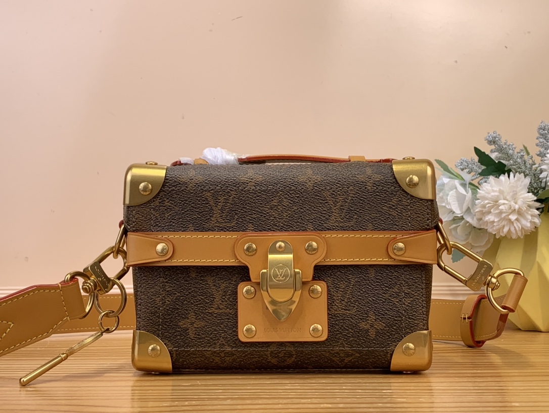 High Quality Luxury Louis Vuitton Soul Trunk M11535