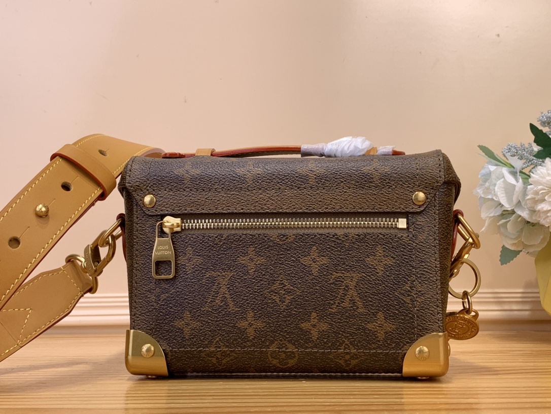 High Quality Luxury Louis Vuitton Soul Trunk M11535 product detail