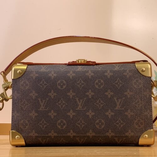 High Quality Luxury Louis Vuitton Soul Trunk East West M11536