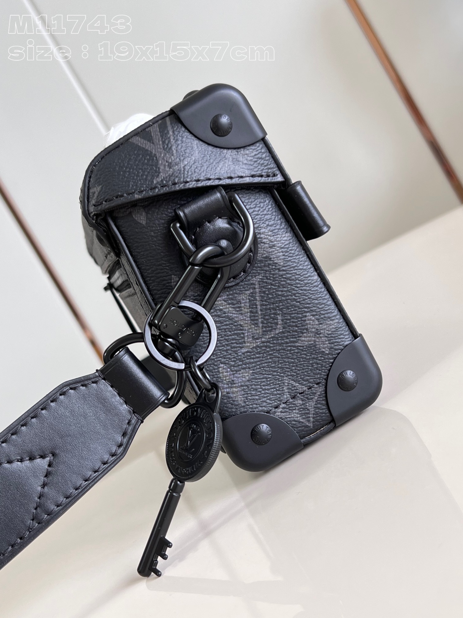 High Quality Luxury Louis Vuitton Soul Trunk M11743 product detail