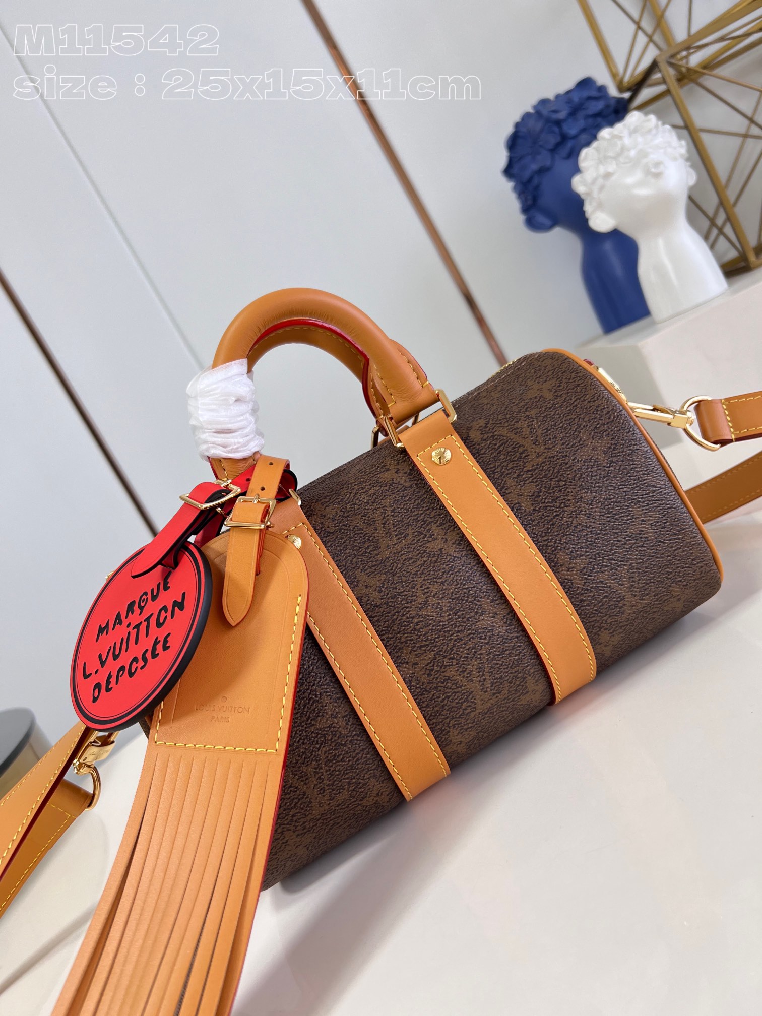 High Quality Luxury Louis Vuitton Keepall Bandoulière 25 M11542 product detail