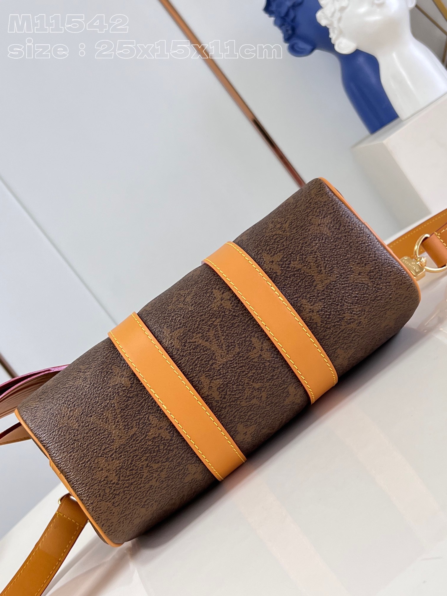 High Quality Luxury Louis Vuitton Keepall Bandoulière 25 M11542 product detail